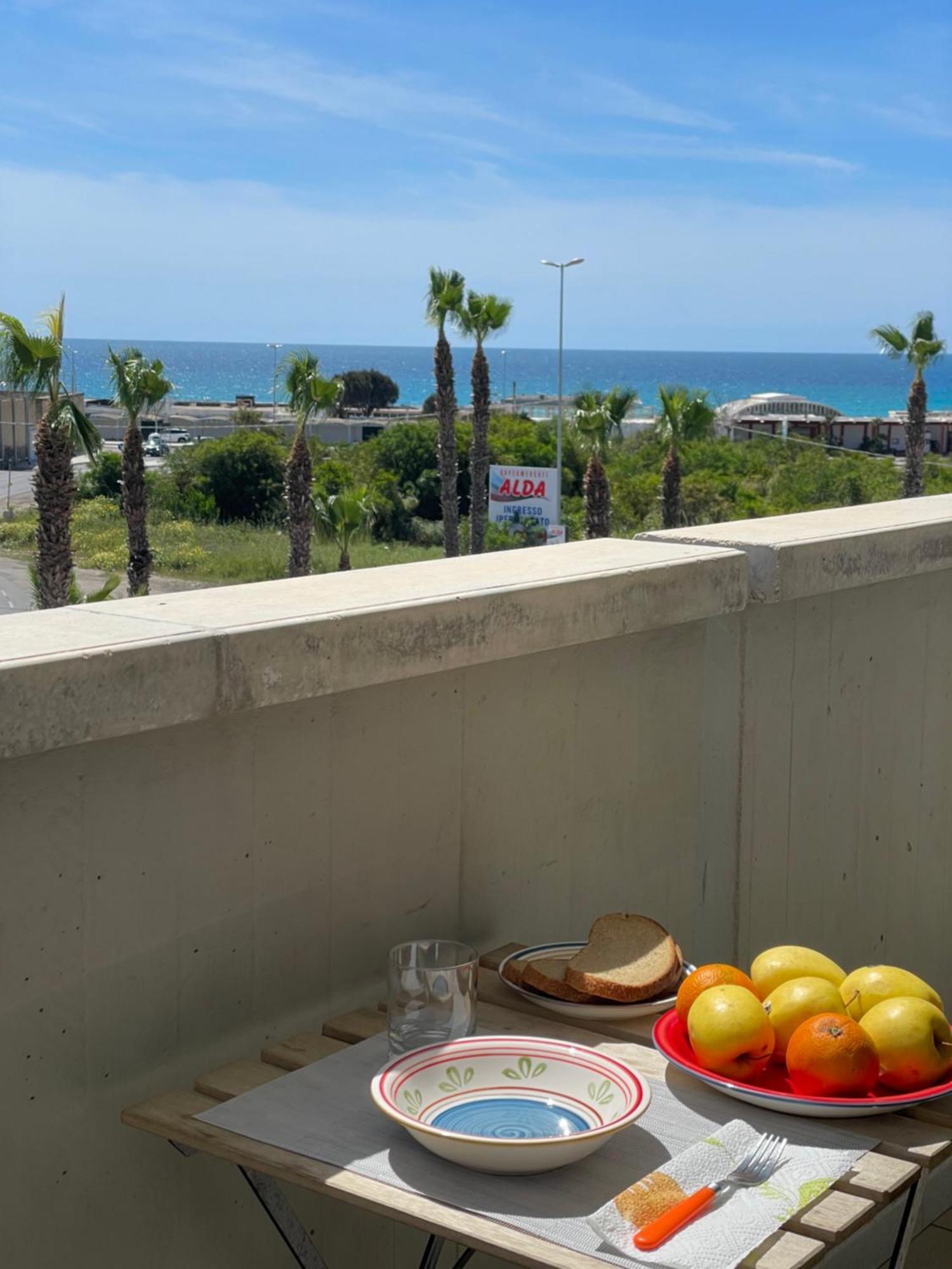 House Nereide, Lovely Apartment Sea View غالّيبولي المظهر الخارجي الصورة