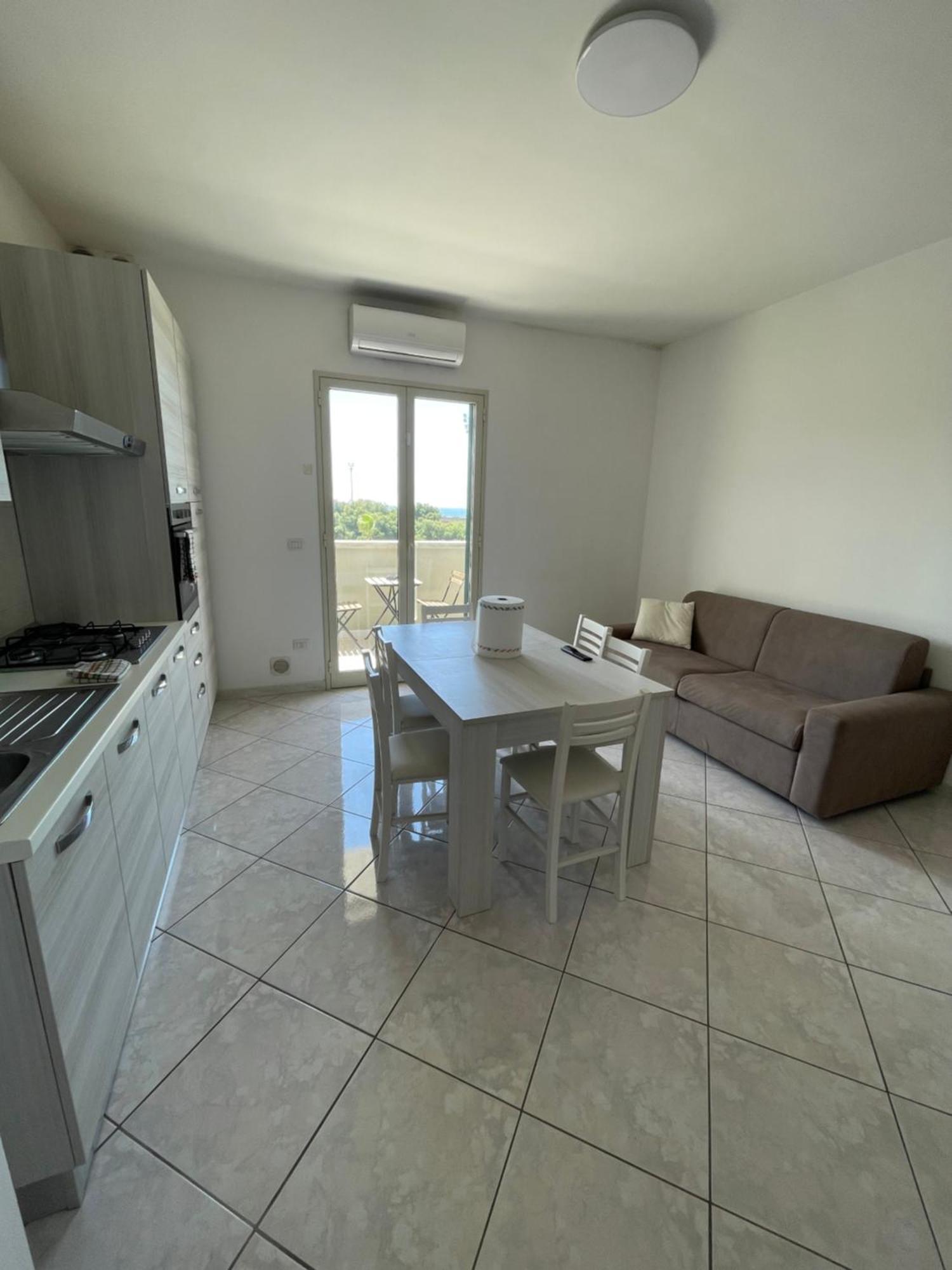 House Nereide, Lovely Apartment Sea View غالّيبولي المظهر الخارجي الصورة